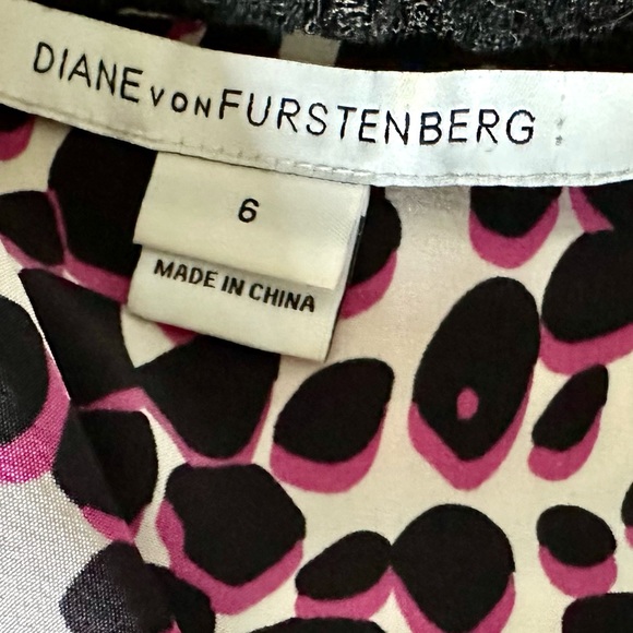 Diane Von Furstenburg Leopard Print Silk Lace Top Size 6 - Picture 7 of 7